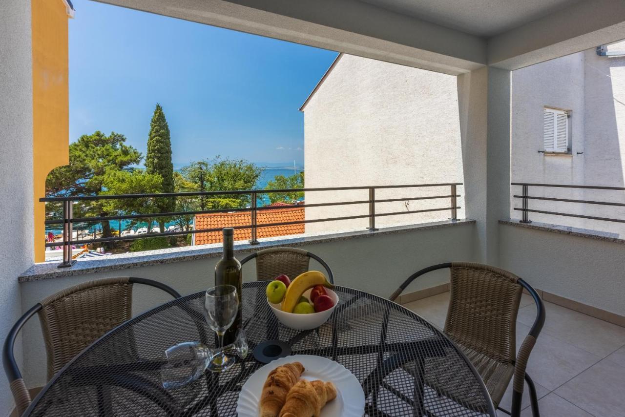 Luxury Apartments Lovorka 3 & 4***/**** Selce Exterior photo