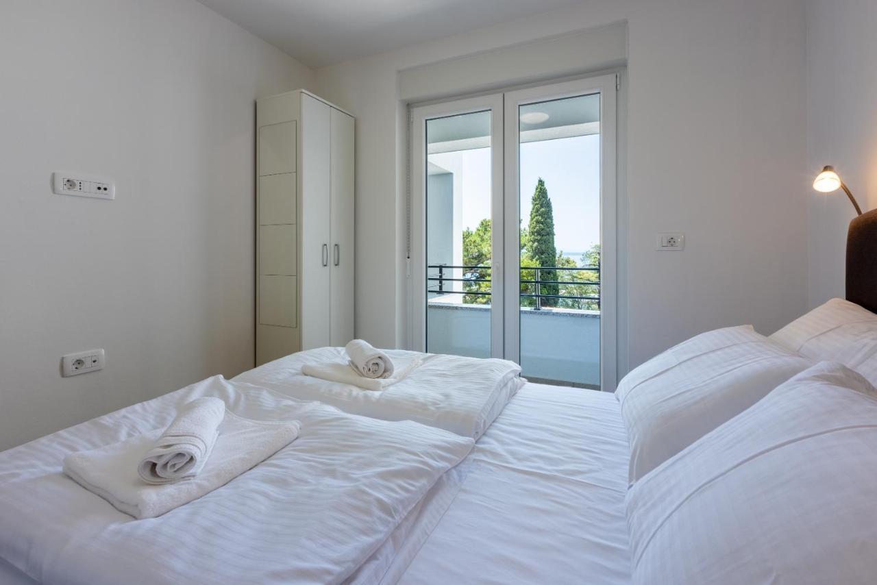 Luxury Apartments Lovorka 3 & 4***/**** Selce Exterior photo