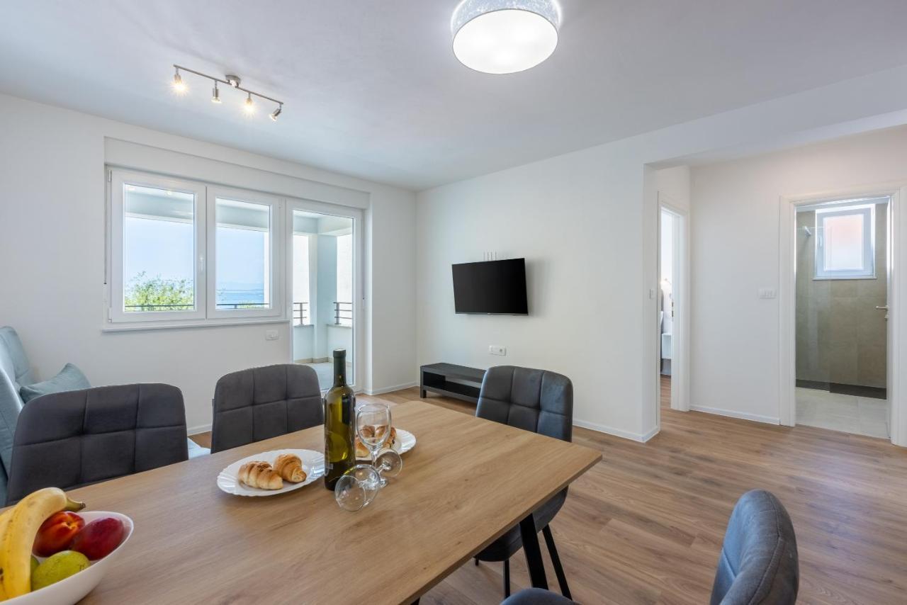 Luxury Apartments Lovorka 3 & 4***/**** Selce Exterior photo